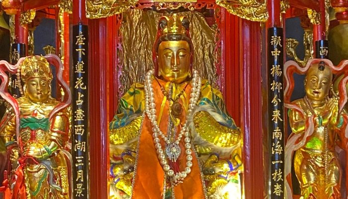 Kisah Patung Dewi Kwan Im di Klenteng Tay Kak Sie: Tempat Umat Minta Petunjuk hingga Tentukan Momen Penting