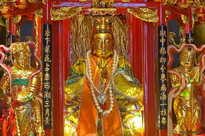Umat Klenteng Tay Kak Sie