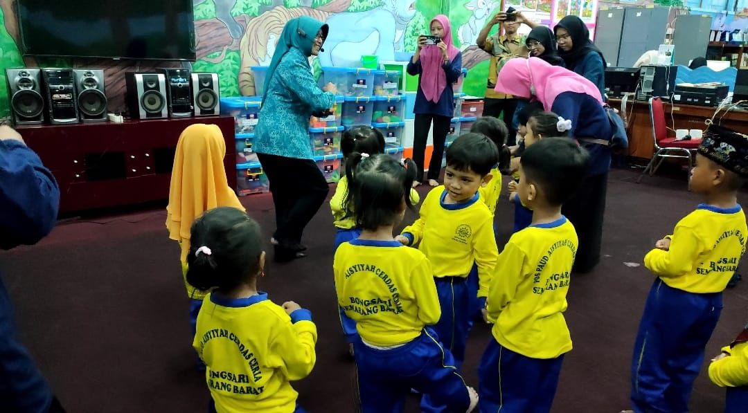 upaya tingkatkan literasi siswa PAUD Aisyiyah Cerdas Ceria Bongsari