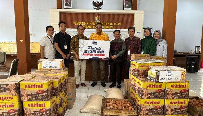 Bank Jateng Salurkan Bantuan untuk Korban Banjir dan Tanah Longsor Kabupaten Pekalongan