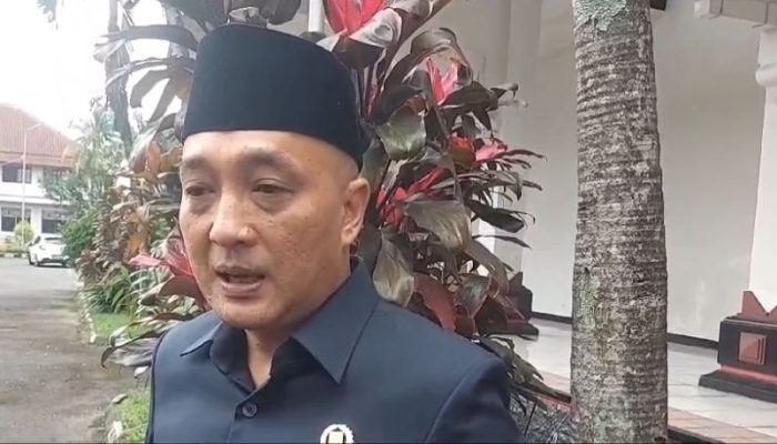 Sebagian Besar Izin Usaha Reklame Kadaluarsa, Pemkab Semarang Dinilai Tidak Tegas