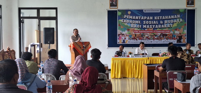 Ketua DPRD Jateng Sumanto