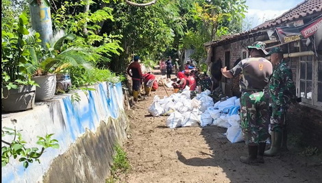 Tanggul Jebol di Tugu Semarang, 215 KK Terdampak Banjir