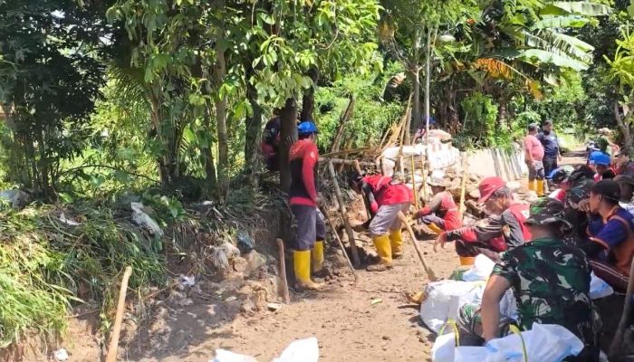 Tiga Kali Dalam Sepekan Tanggul Sungai Plumbon Jebol Lagi, Dewan Minta BBWS Segera Lakukan Normalisasi