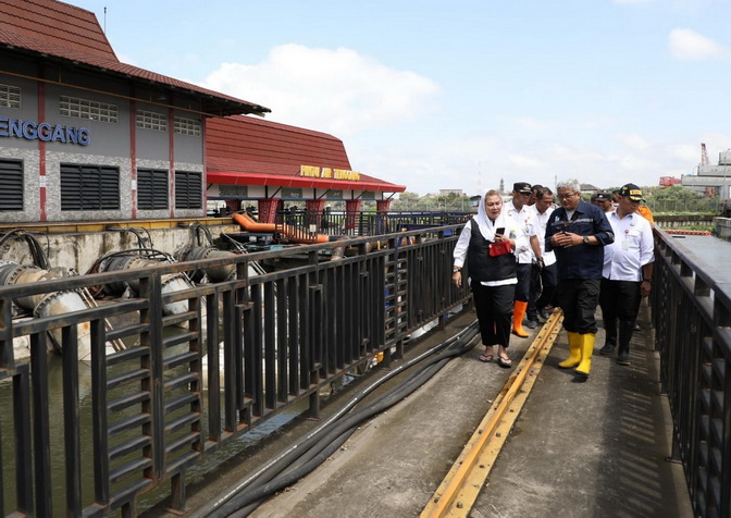 Kolaborasi BBWS Pemali Juana dan Pemkot Semarang Tanpa Henti Atasi Genangan yang Meluas