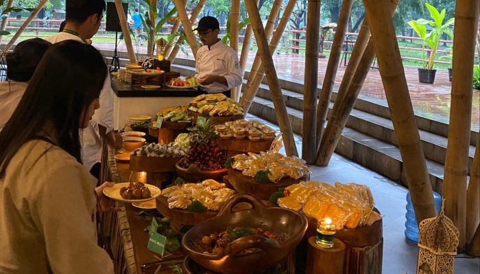 Nikmati Pengalaman Unik Berbuka Puasa di Savanna Solo Safari Selama Ramadan