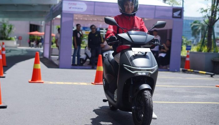 Honda ICON e: dan CUV e: Resmi Hadir di Jawa Tengah dengan Teknologi Canggih dan Desain Modern