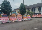 Tak Ada Penyambutan Kepala Daerah, Kantor Bupati Semarang Penuh Karangan Bunga Ucapan Selamat