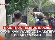 Video Naik Truk, Pasangan Ini Tetap Langsungkan Akad Nikah di Tengah Banjir