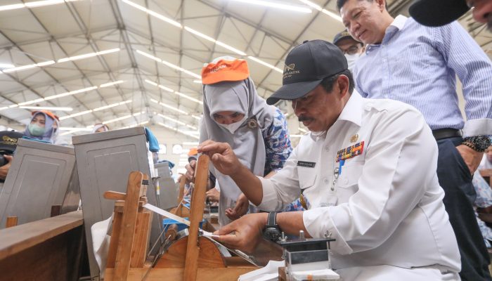 Tingkatkan Taraf Hidup Masyarakat, Pemprov Jateng Terus Upayakan Iklim Industri yang Kondusif