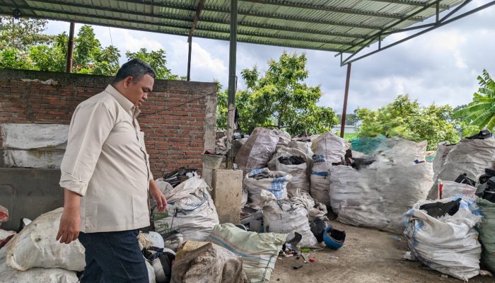 Wakil Ketua DPRD Jawa Tengah Sarif Abdillah Dorong Pengelolaan Sampah di Desa: Kurangi Beban TPA