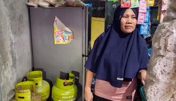 Warga Terdampak Banjir di Demak Kesulitan Berburu Gas LPG 3 Kg, Pengecer Nihil Kiriman