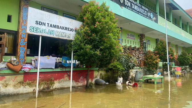 banjir sekolah semarang
