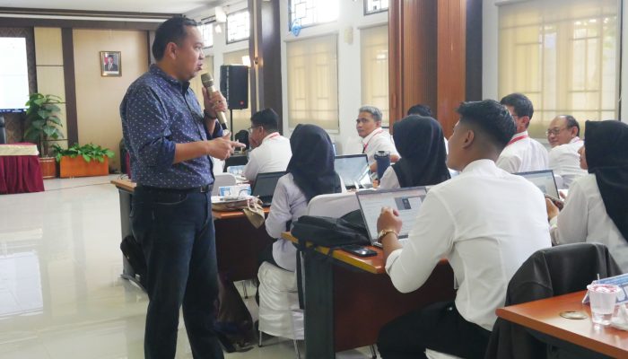 Hadapi Tantangan Komunikasi di Era Digital, ASN Kota Semarang Ikuti Sertifikasi Kehumasan dan Public Speaking