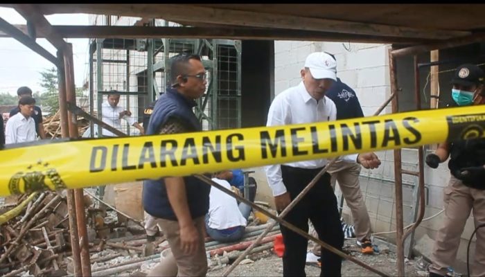 Selidiki TKP Kasus Proyek PKU Muhammadiyah Blora, Polda Jateng Bawa Lift Crane