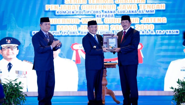 Resmi Terima Tampuk Kepemimpinan, Ahmad Luthfi Tak Sabar Terjun ke Masyarakat