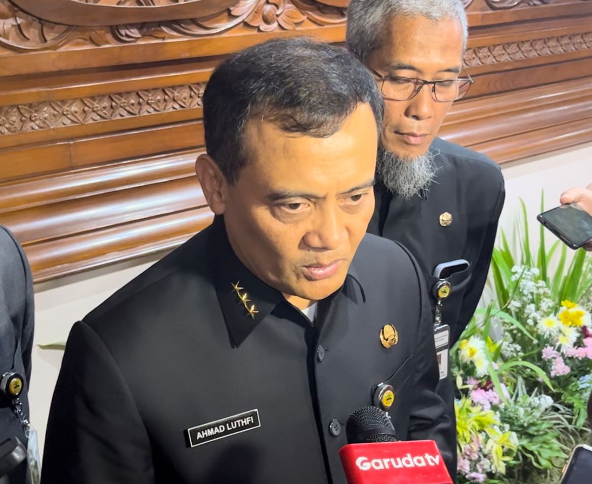 ahmad luthfi soal perbaikan jalan di tengah efisiensi anggaran