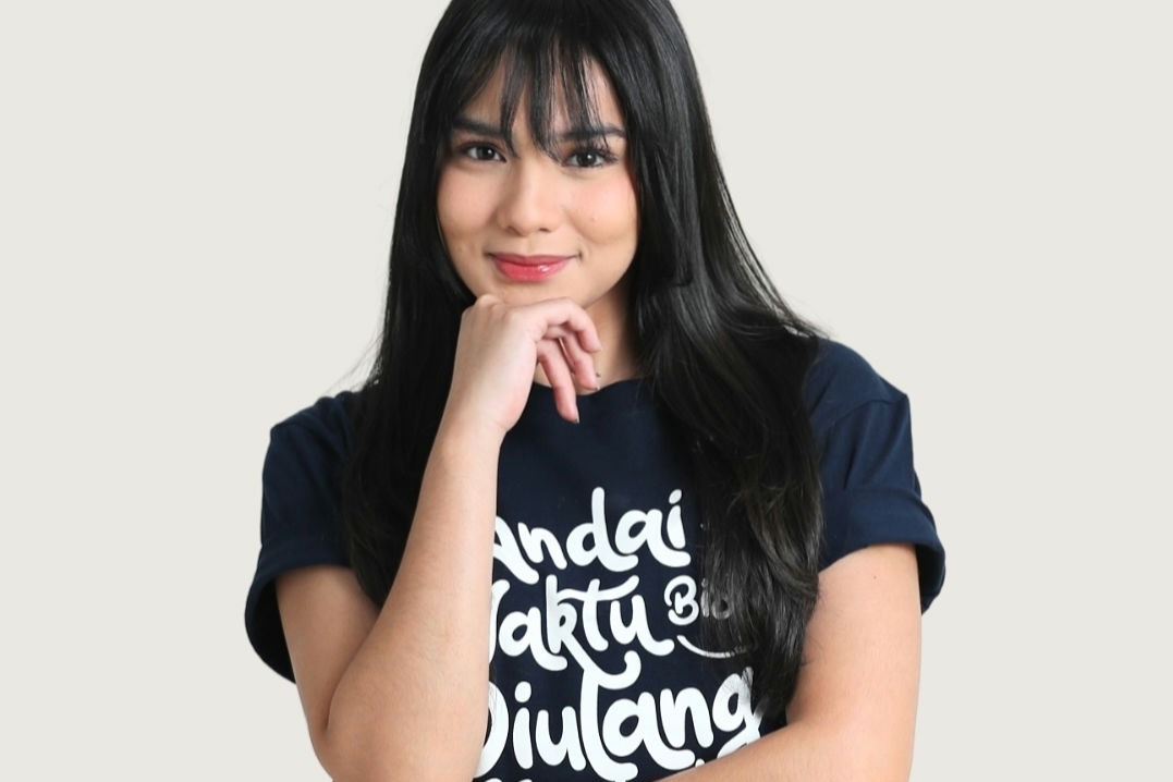 Davina Karamoy