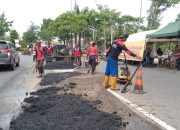 Pemkot Semarang Gerak Cepat Perbaiki Jalan Berlubang Akibat Genangan, Terkendala Minimnya Bahan Baku Aspal