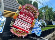 karangan bunga di kantor gubernur jateng