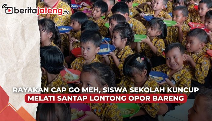 Video Rayakan Cap Go Meh, Siswa Sekolah Kuncup Melati Makan Lontong Opor