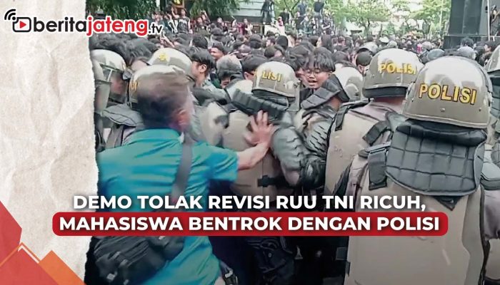 Video Demo Tolak Revisi RUU TNI Ricuh, Mahasiswa Bentrok dengan Polisi
