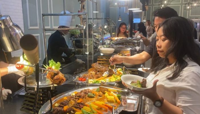 Hotel di Semarang Ramai di Hari Pertama Ramadan, Paket Buka Puasa All You Can Eat Jadi Incaran