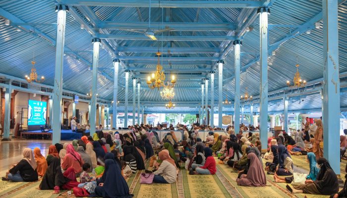 Gandeng Solopos Media Group, Aqua Gelar Pengajian Ramadan di Masjid Agung Surakarta