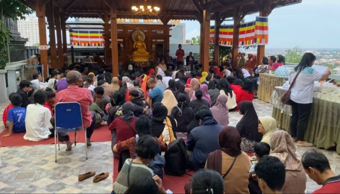Buka Puasa Bersama di Vihara Tanah Putih, Wujud Toleransi Antar Umat Beragama di Kota Semarang