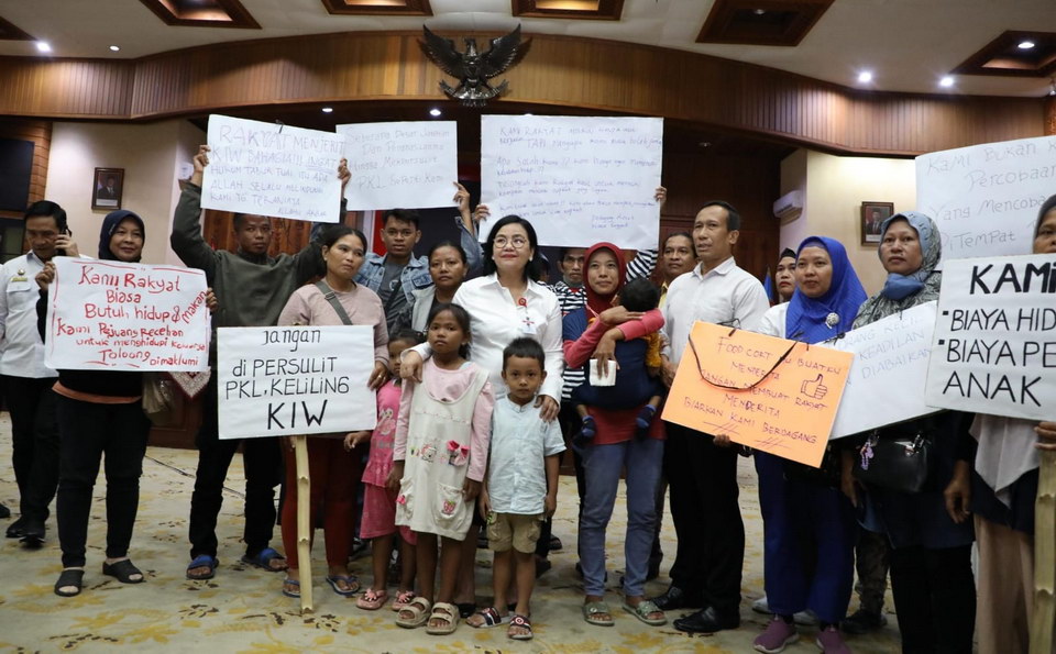 Walikota Semarang Bakal Borong Dagangan Puluhan PKL KIW, Buntut Tak Diizinkan Berjualan di Kawasan