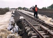 Aliran Sungai Tuntang Meluap, Jalur Kereta Api Stasiun Gubug – Karangjati Ditutup