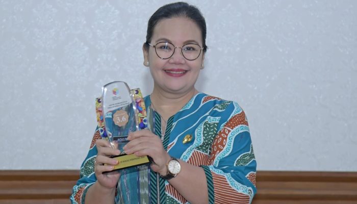 Walikota Agustina Terima Penghargaan Semarang Sebagai Kota Pionir Inklusi Sosial