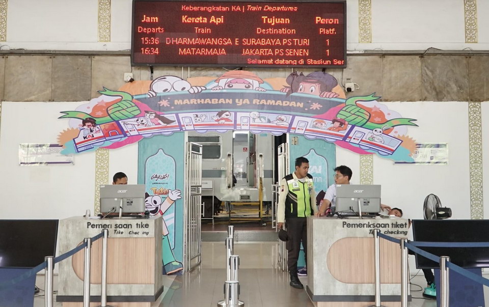 Sambut Angkutan Lebaran 2025, KAI Daop 4 Semarang Hadirkan Dekorasi Spesial di Stasiun