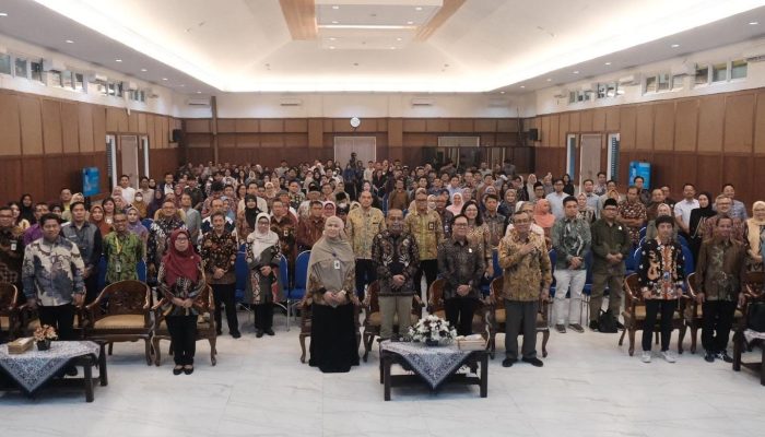 Orasi Ilmiah Dirjen Pajak di Dies Natalis ke-65 FEB UNDIP: “Pajak: Antara Kebutuhan dan Kepatuhan”