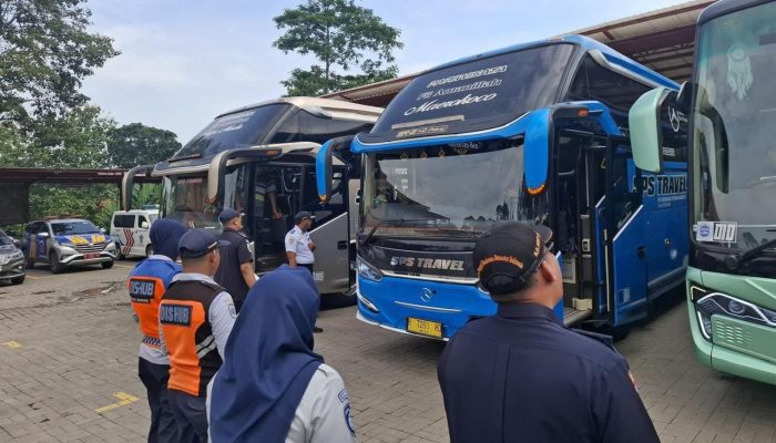 Ramp Check Angkutan Lebaran, Dishub Jaring Puluhan Bus Tak Laik Jalan di Semarang
