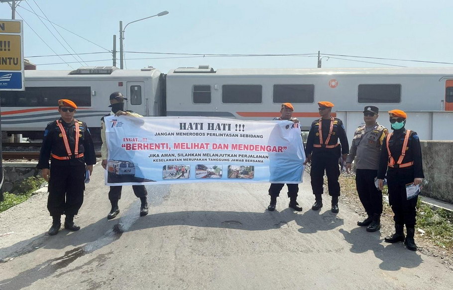 Frekuensi Perjalanan Kereta Api Naik Saat Angkutan Lebaran 2025, Masyarakat Diimbau Waspadai Perlintasan