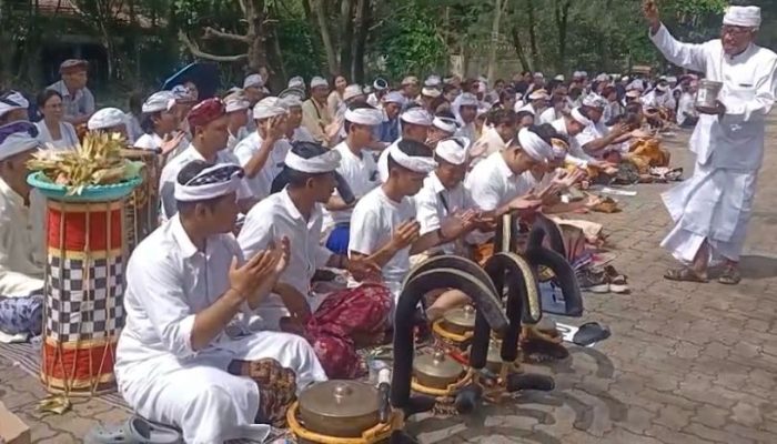 Sambut Hari Raya Nyepi 1947 Saka, Umat Hindu Kota Semarang Sucikan Diri Lewat Upacara Melasti