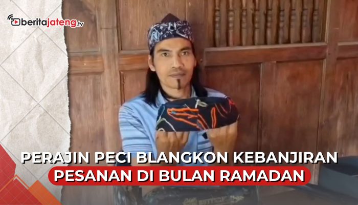 Video Perajin Peci Blangkon Kebanjiran Order di Bulan Ramadan