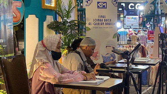 Tuna Netra Al-Qur'an