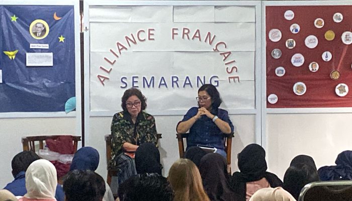 Intip Keseruan Ngabuburit AF Semarang Bareng Murti Bunanta, Bahas Sastra Anak dan Literasi