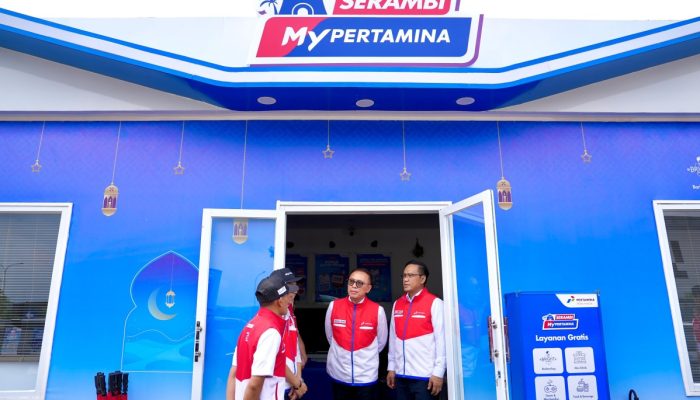 Menteri ESDM Jajal Fasilitas di Serambi MyPertamina, Ada Kursi Pijat, Cek Kesehatan Hingga Cukur Rambut