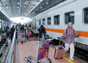 Pemudik Mulai Padati Stasiun Cepu, Rerata 1.200 Orang per Hari