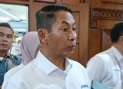 Direktur Utama Perum Bulog, Novi Helmy Prasetya // petani