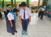 siswa smpn 12 ukur perkembangan siswa usai mbg
