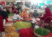Harga Cabai Rawit Merah Melonjak di Pasaran, Tembus Hingga 80 ribu/Kg