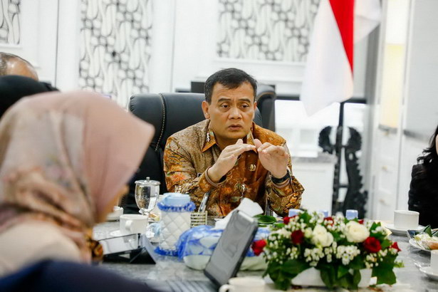 ahmad luthfi