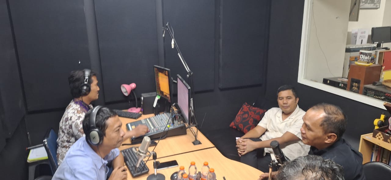 Ketua DPRD Jateng Sumanto