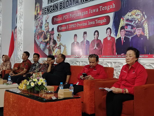 Ketua DPRD Jateng Sumanto