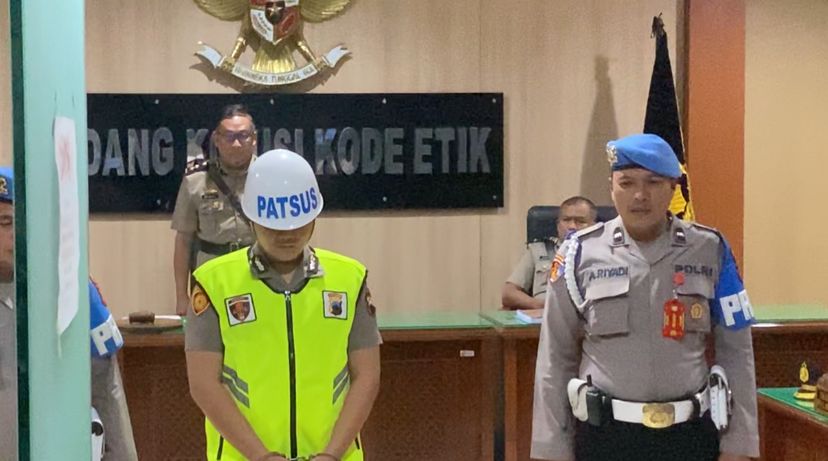Brigadir Ade Banding | Sidang Brigadir Ade