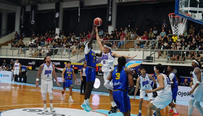 Lawan Terberat Satya Wacana Salatiga di IBL 2025, Tangerang Hawks Menang Telak